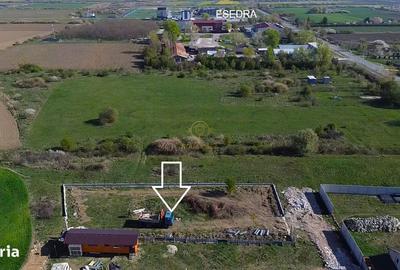 Teren de 1000 mp, în Central - 6