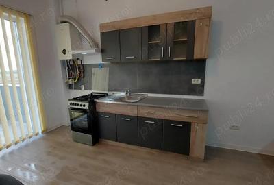 Apartament cu 2 camere decomandat în Central - 4