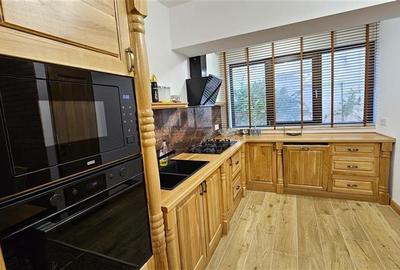 Casă cu 5 camere cu Teren 534 Mp în Central - 12