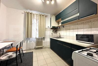 Apartament cu 3 camere semidecomandat, mobilat în Cetate - 9