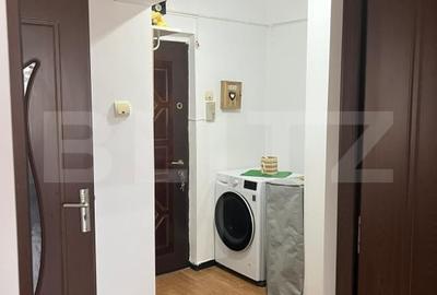 Apartament, de vanzare, cu 2 camere decomandat, 48.5 mp, Gara, zona Rond - 10