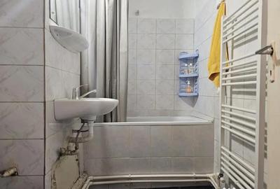 Apartament cu 3 camere decomandat în Noua - 8