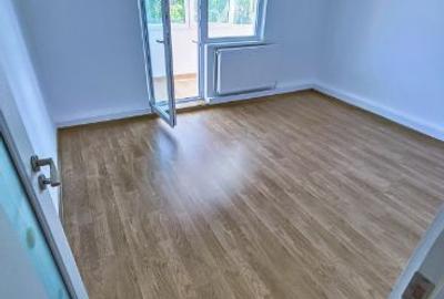 Județean - apartament 3 camere NEMOBILAT - 2 grupuri sanitare