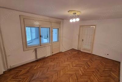 Apartament cu 2 camere decomandat în Lunei - 8