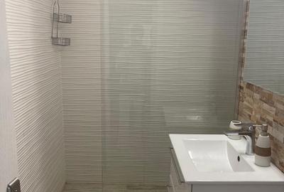 Apartament cu 3 camere decomandat în Central - 4