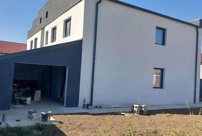 Casă cu 3 camere cu Teren 300 Mp în Central - 5