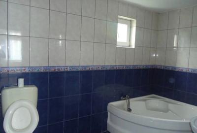 Casă individuală cu 5 camere cu Canalizare în Vitan - 9