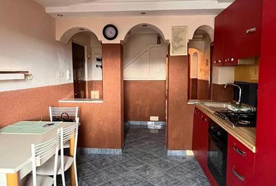 Apartament cu 3 camere decomandat, mobilat în Central - 2