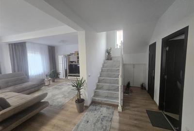 Casă individuală cu 4 camere cu Garaj în Moara Nica - 9