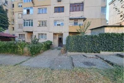 Apartament cu 2 camere decomandat în Central - 1