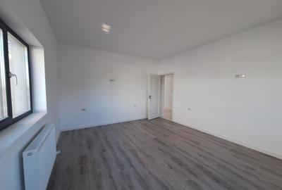 Duplex cu 4 camere cu Teren 417 Mp în Giarmata - 9
