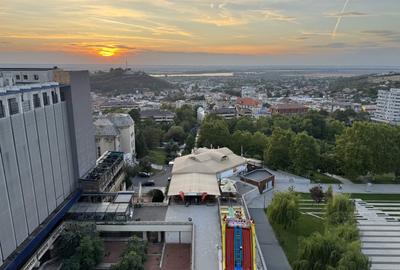 3 cam. 80 mp, finisaje superioare, mobilat+utilat, Ultracentral-Esplanada,et. 10 - 16