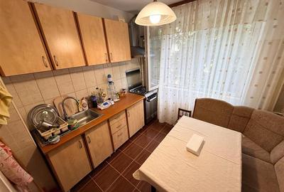 Apartament cu 3 camere decomandat în Obor - 3