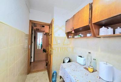 Garsonieră decomandată în Soarelui - 8