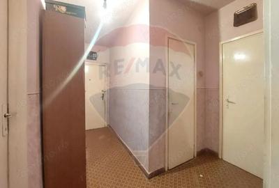 Apartament de vanzare - 5