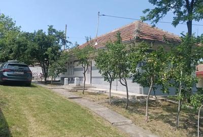 Casă cu 4 camere în Stănilești - 3