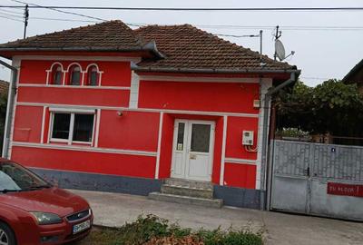 Spațiu comercial, de 320 mp, în Central - 9