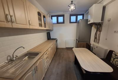 Apartament cu 3 camere decomandat în Tineretului - 2