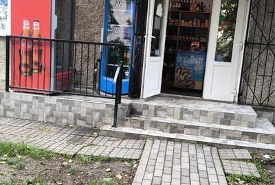 Spațiu comercial, de 11 mp, în Central - 3