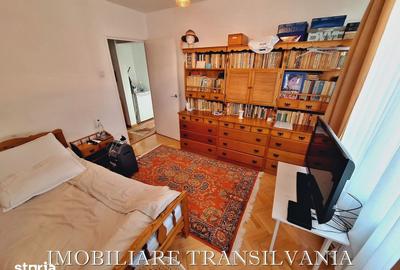 Apartament cu 4 camere decomandat în Central - 7