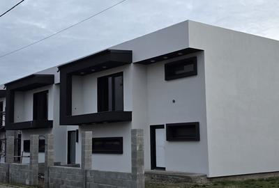 Casă cu 3 camere în Teiu - 1