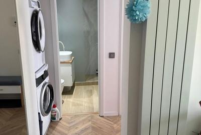 Apartament cu 3 camere decomandat în Central - 1