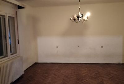 Casă individuală cu 5 camere cu Canalizare în Lipovei - 2