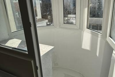 Apartament cu 3 camere semidecomandat în Tineretului - 4