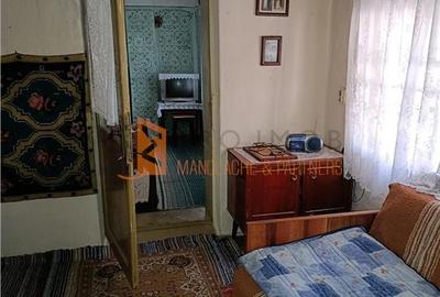 Casă individuală cu 5 camere cu Teren 2100 Mp în Ulmeni - 10