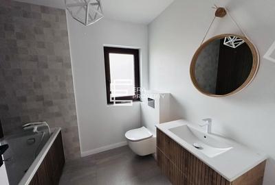 Casă individuală cu 5 camere cu Teren 427 Mp în Est - 2