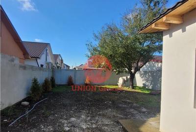 Oferta Unica - Casa La Alb si Teren de 300 mp, proprietate - - 2
