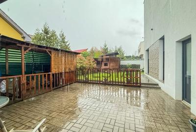 Casa moderna, spatioasa , pe o strada privata retrasa! - 18