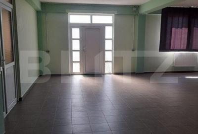 Spațiu comercial, de 160 mp, în Periferie - 1