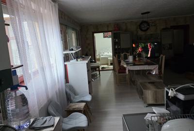 Casă cu 3 camere în Central - 2