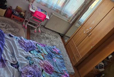 Inchiriez apartament