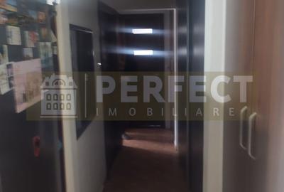 Apartament cu 3 camere decomandat în 9 Mai - 7