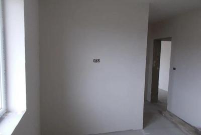 Casă cu 4 camere cu Teren 350 Mp în Crișan - 13