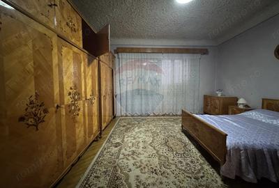 Casă cu 3 camere cu Teren 730 Mp în Central - 11