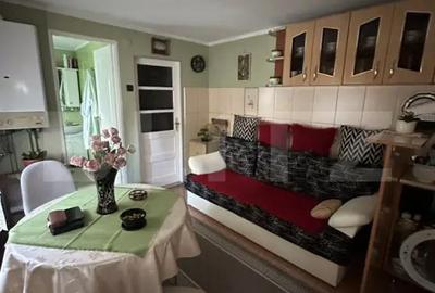 Casă cu 7 camere cu Teren 300 Mp în Titulescu - 4