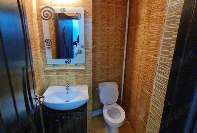 Apartament cu 3 camere decomandat în Central - 3