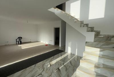 CASA INDIVIDUALA, 5 CAMERE, NOU, TOATE UTILITATILE, COMISION 0% - 8