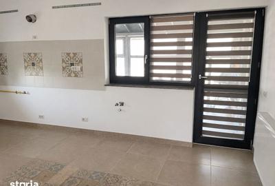 Casă cu 4 camere cu Teren 430 Mp în Exterior Vest - 3