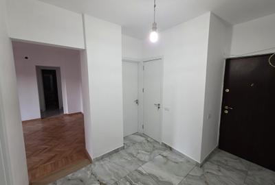 Piata Romana  - metrou - 3