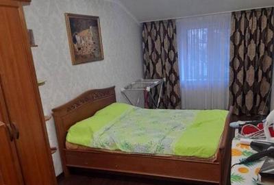 De inchiriat apartament 2 camere zona centrala De inchiriat apartament 2 camere zona centrala - 2