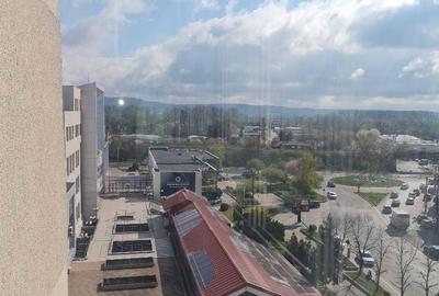 Apartament cu 3 camere decomandat în Central - 9