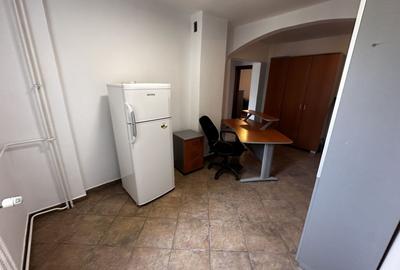 Apartament cu 3 camere semidecomandat, mobilat în Splaiul Unirii - 9