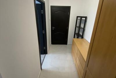 Apartament cu 3 camere semidecomandat, mobilat în Titan - 1