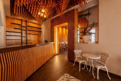 Spațiu comercial, de 200 mp, în Central - 5