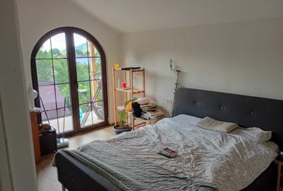 Casă cu 5 camere cu Teren 670 Mp în Stroești - 11