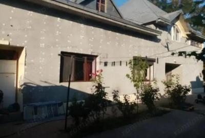 Casa Mare 312mp construiti, 5 camere- Radu Negru- Buzaului teren 500mp - 2